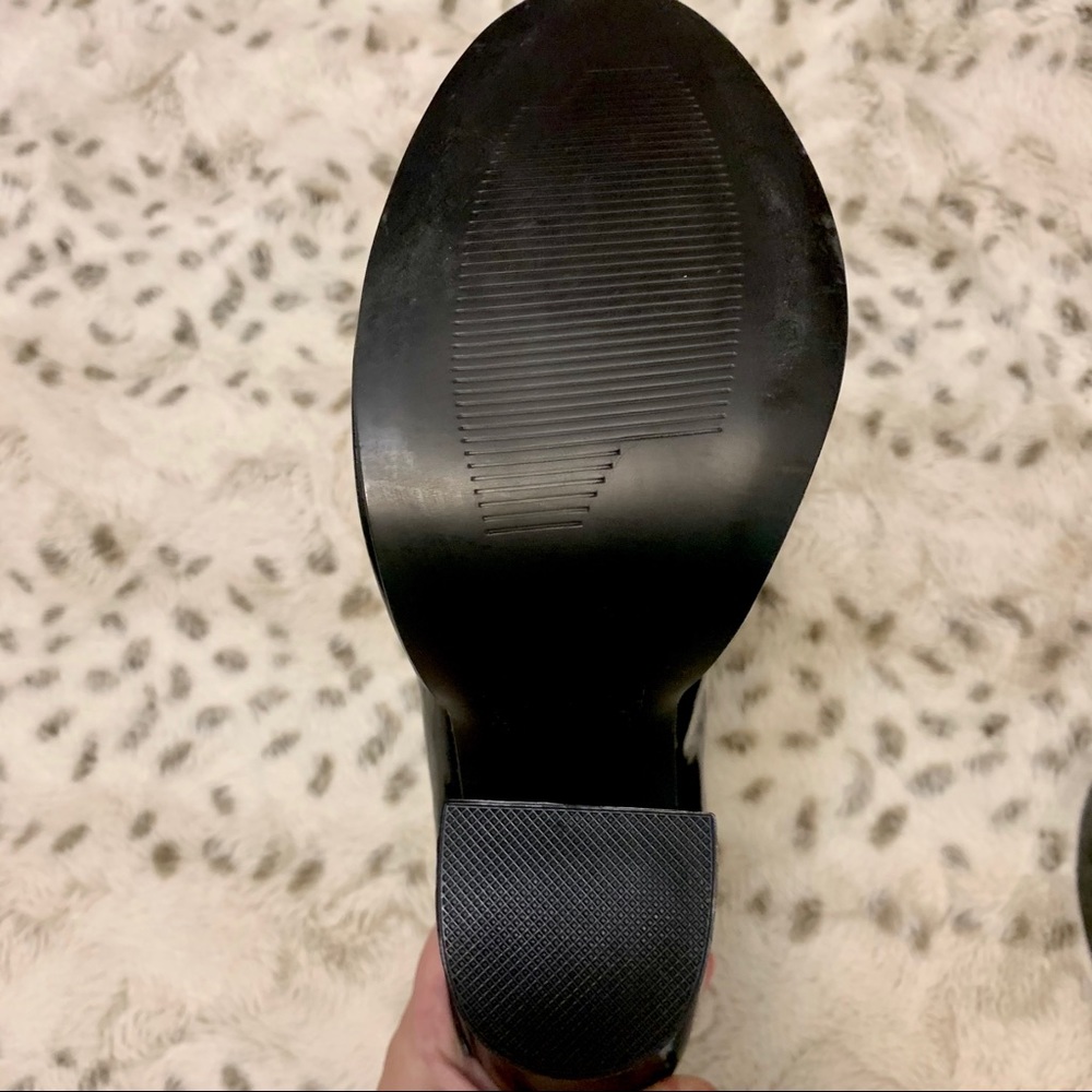 Fun platform heels - Picture 3 of 4